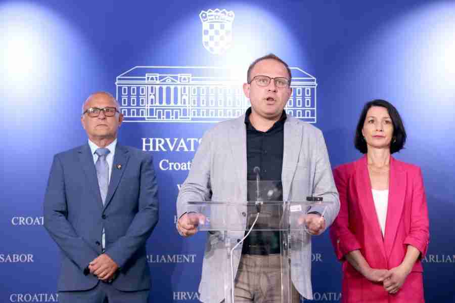 PRAŠINA UOČI IZBORA: Partner HDZ-a poručio da nije odustao od trećeg entiteta; “Ovo je tek prvi korak…”