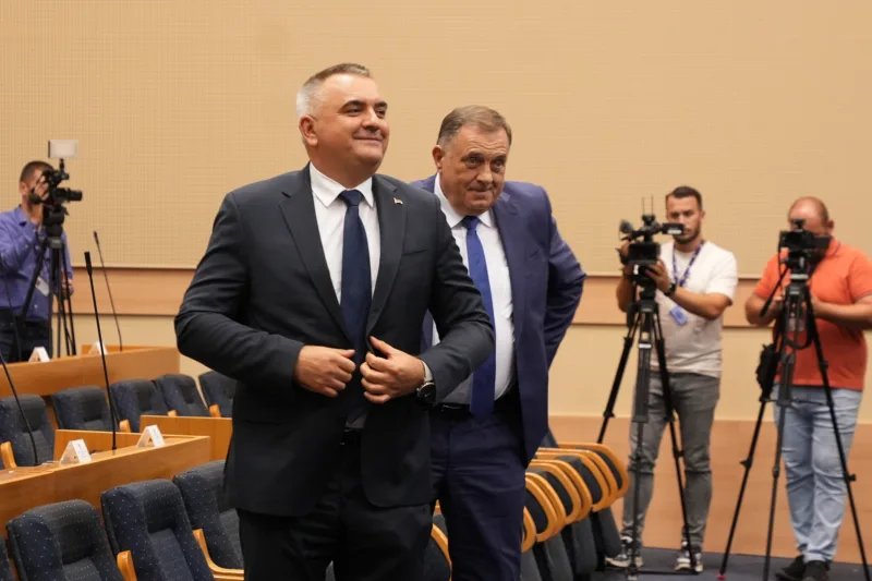 Šta se krije iza najave zamjena uloga: Može li Miniću i Dodiku uspjeti gaženje presude i ima li sistem odgovor na to?