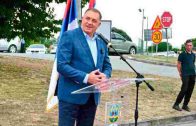 GOSPODAR PRAZNIH SELA: Mit o vođi i stvarnost koja odlazi