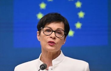 Žena koja zadaje glavobolje Aleksandru Vučiću: Ko je Marta Kos?